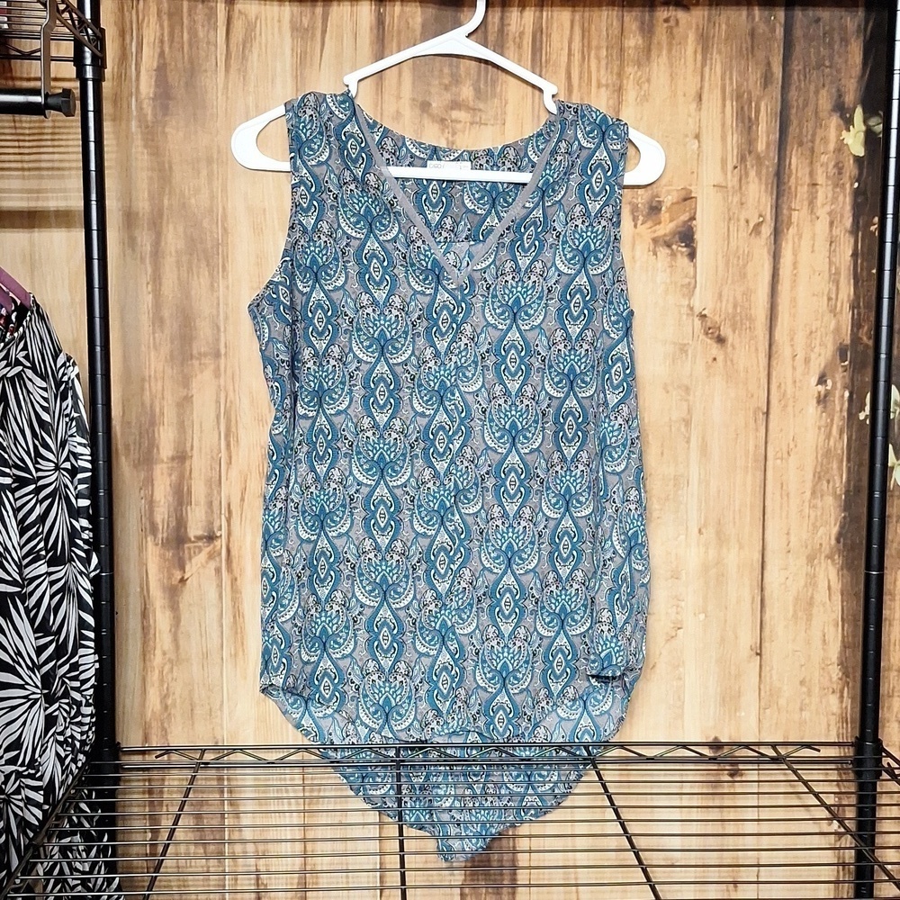 CATO SLEEVELESS BLOUSE SMALL BLUE AND WHITE